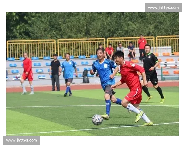 卡尔马足球队迎战劲敌展开激烈对决 力争关键胜利助力晋级目标